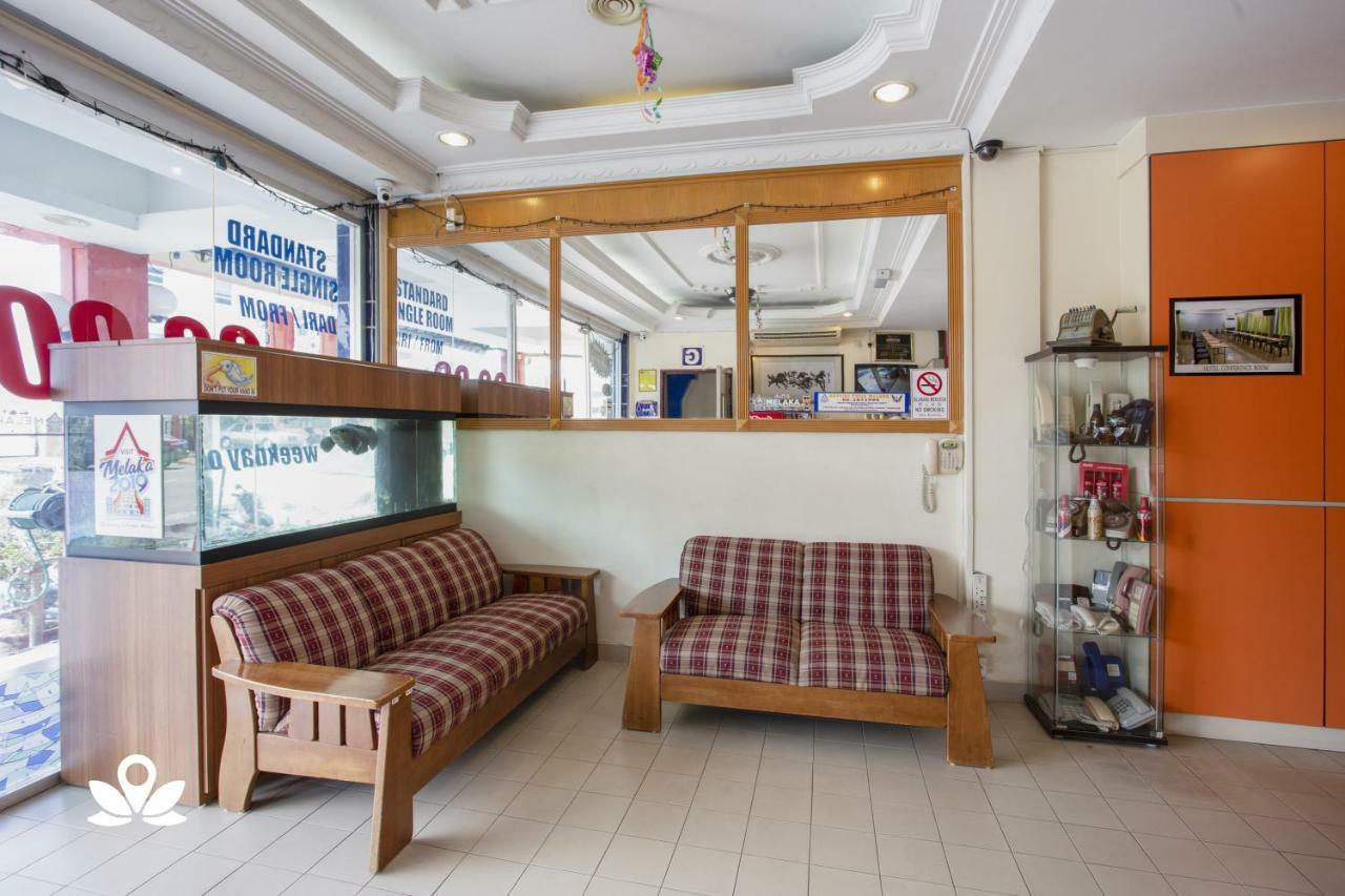 Coastal Park Hotel Malacca Екстериор снимка