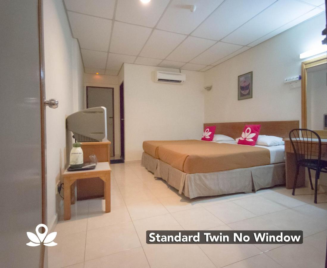 Coastal Park Hotel Malacca Екстериор снимка